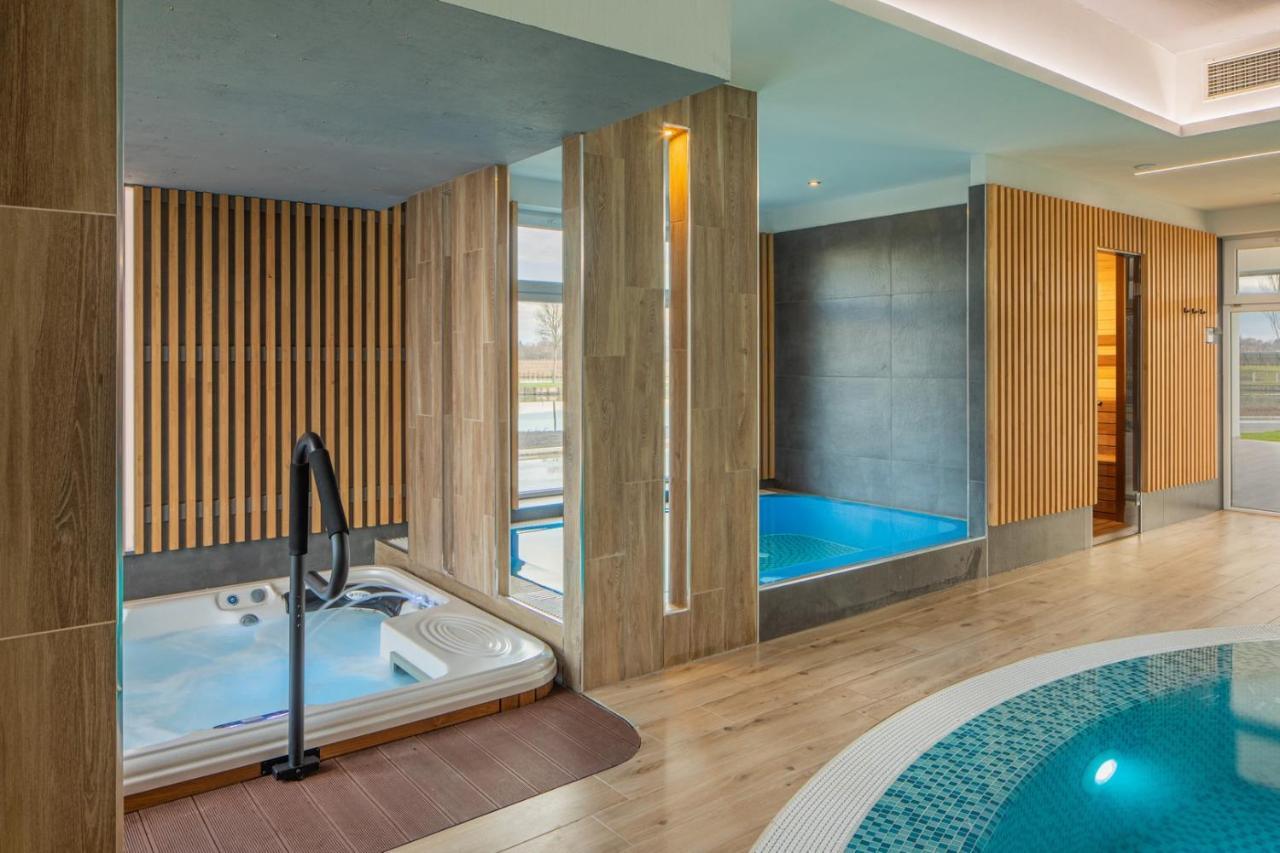 Sziget Hotel Nyíregyháza Dış mekan fotoğraf