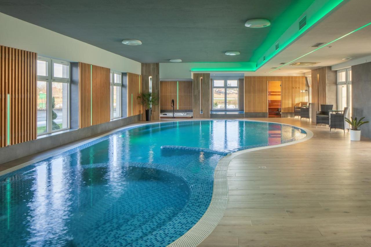 Sziget Hotel Nyíregyháza Dış mekan fotoğraf