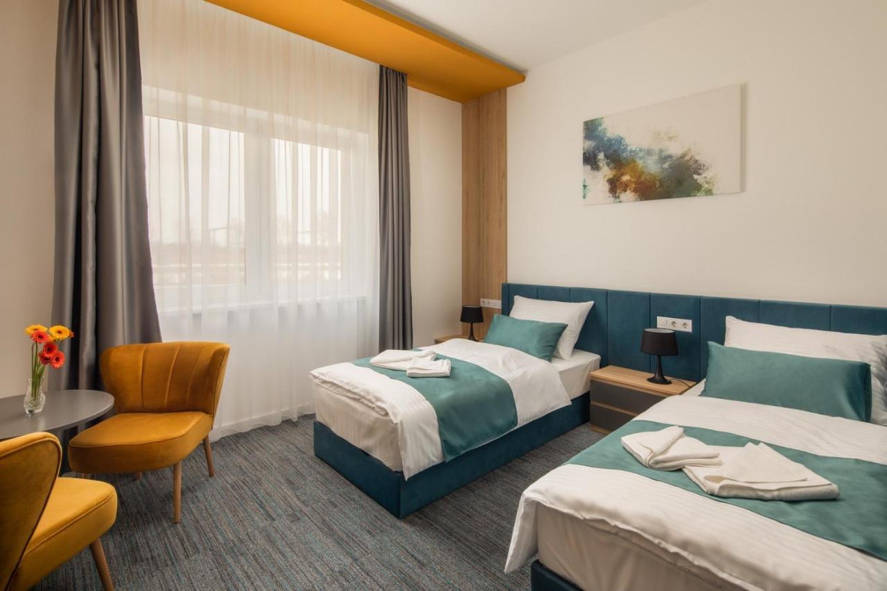 Sziget Hotel Nyíregyháza Dış mekan fotoğraf