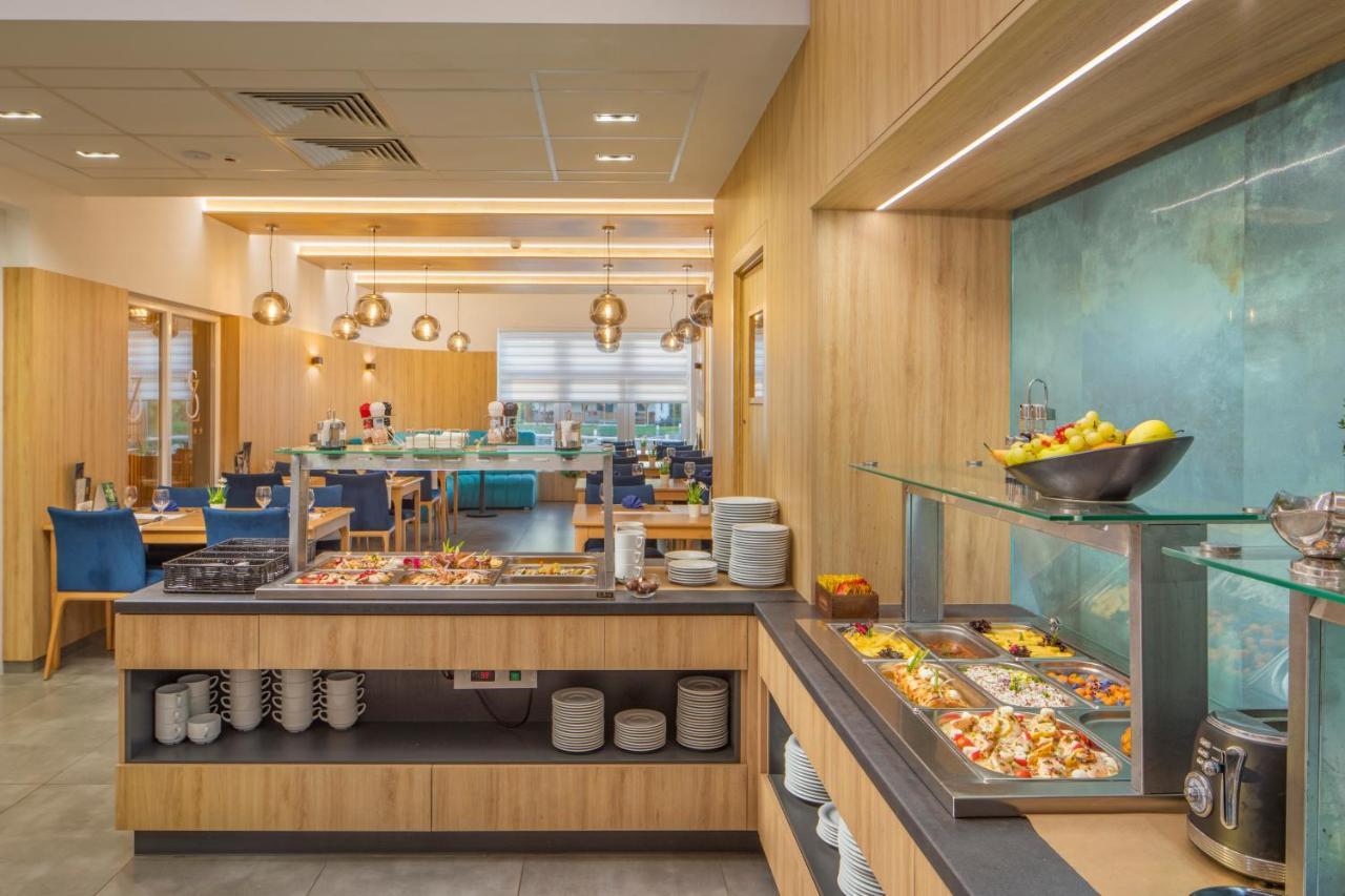 Sziget Hotel Nyíregyháza Dış mekan fotoğraf